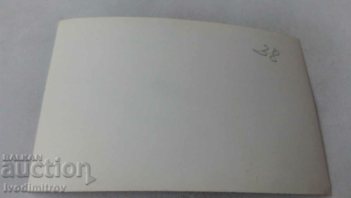 Foto Copii la o sărbătoare la grădiniță cu preț 1.35 BGN | € 0.69 Foto Copii la o sărbătoare la grădiniță cu preț 1.35 BGN | € 0.69