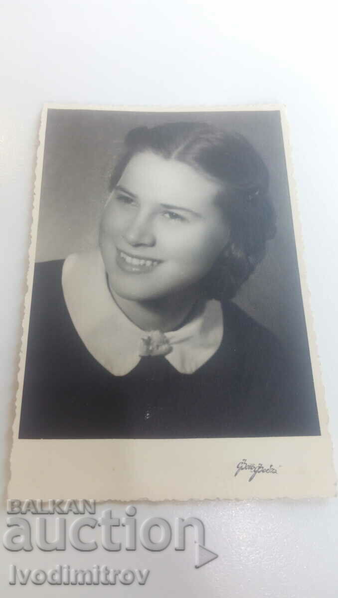 Снимка София Младо момиче 1943