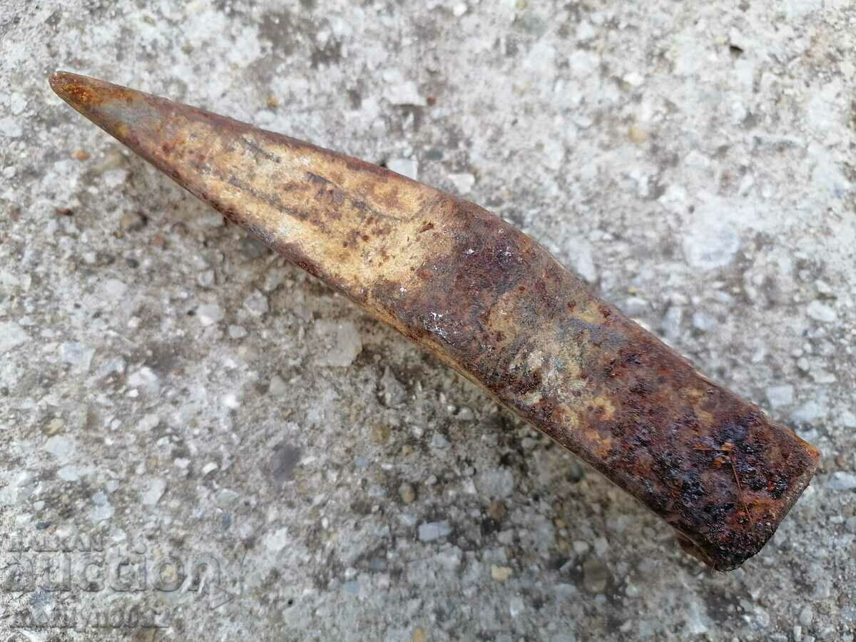 Auction Old wrought iron carpenter's hammer Auction Old wrought iron carpenter's hammer