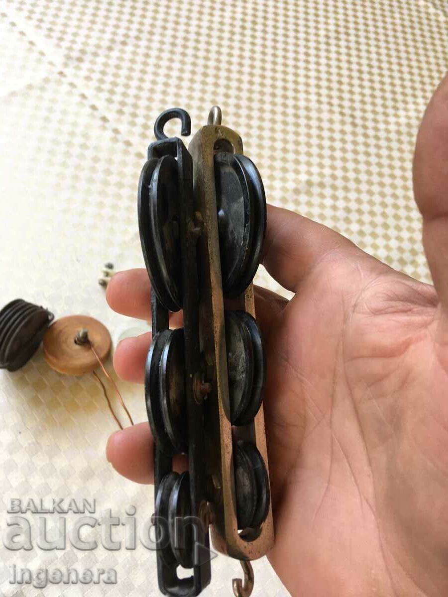 LOT REELS REELS METAL WOOD BRASS - 5 LOT REELS REELS METAL WOOD BRASS - 5