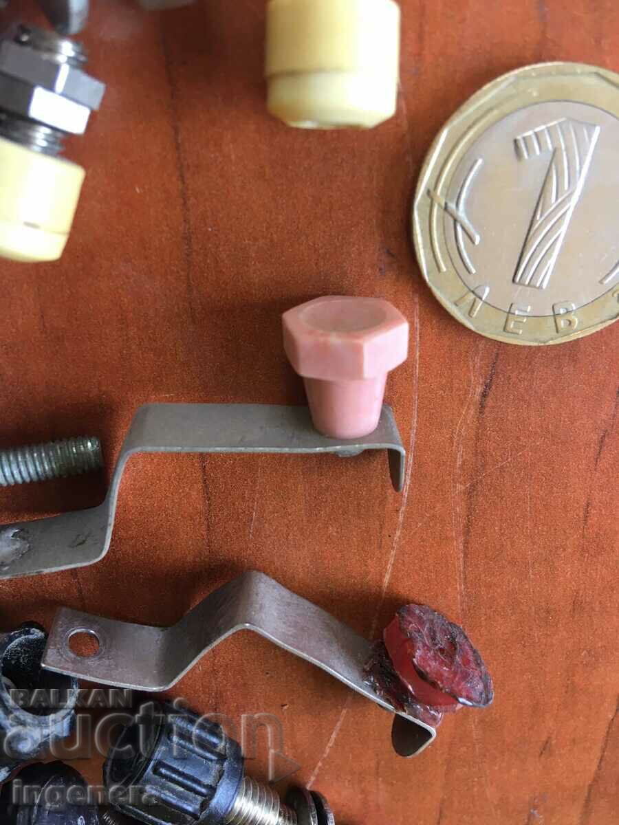 КОНЕКТОРИ ГНЕЗДА БУКСИ КРАЧЕТА БАКЕЛИТ ОТ СОЦА - 5 КОНЕКТОРИ ГНЕЗДА БУКСИ КРАЧЕТА БАКЕЛИТ ОТ СОЦА - 5