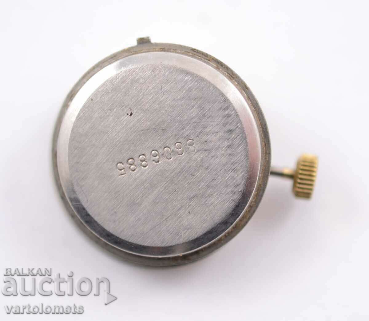 Auction Ladies watch movement - working Auction Ladies watch movement - working