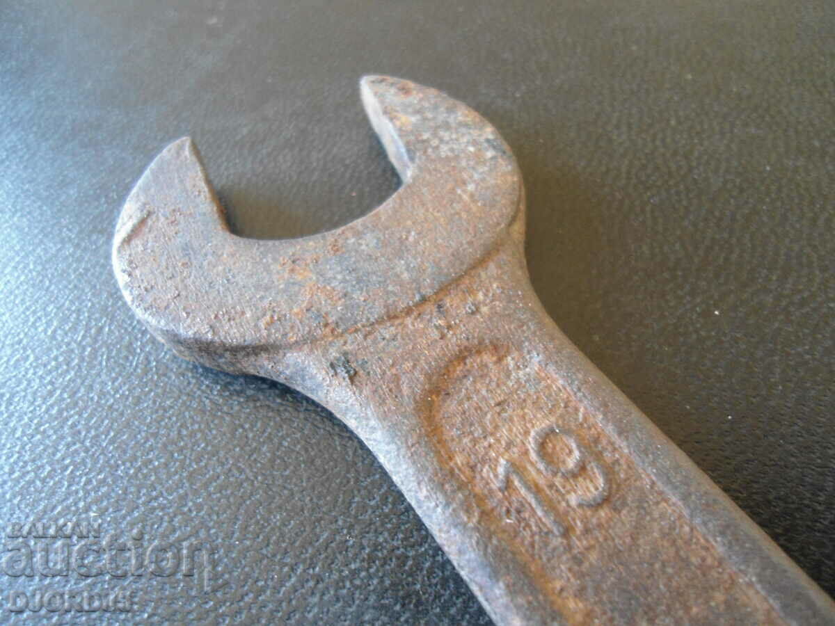 Auction Old key 18-19, DERBY Made in POLAND Auction Old key 18-19, DERBY Made in POLAND