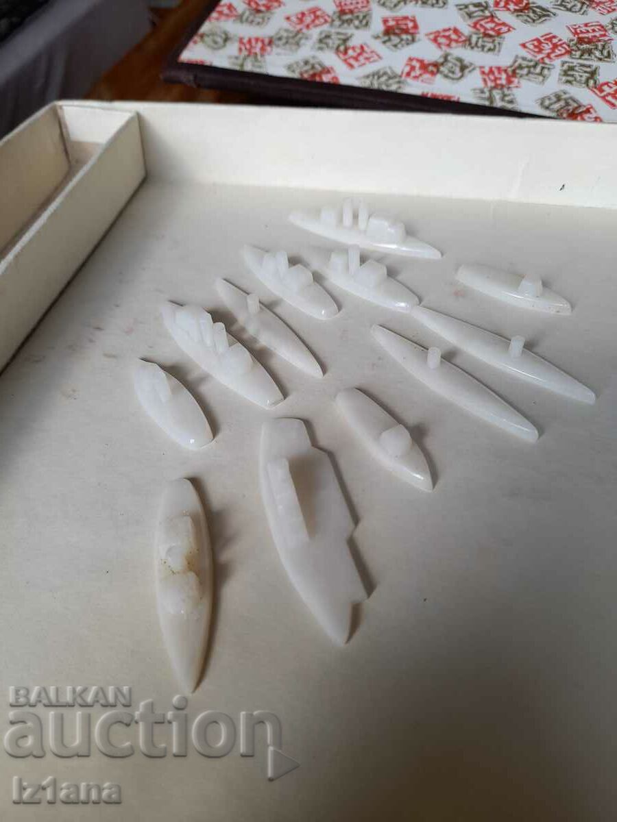 Old Children's Game Ships Attack - 5 Old Children's Game Ships Attack - 5