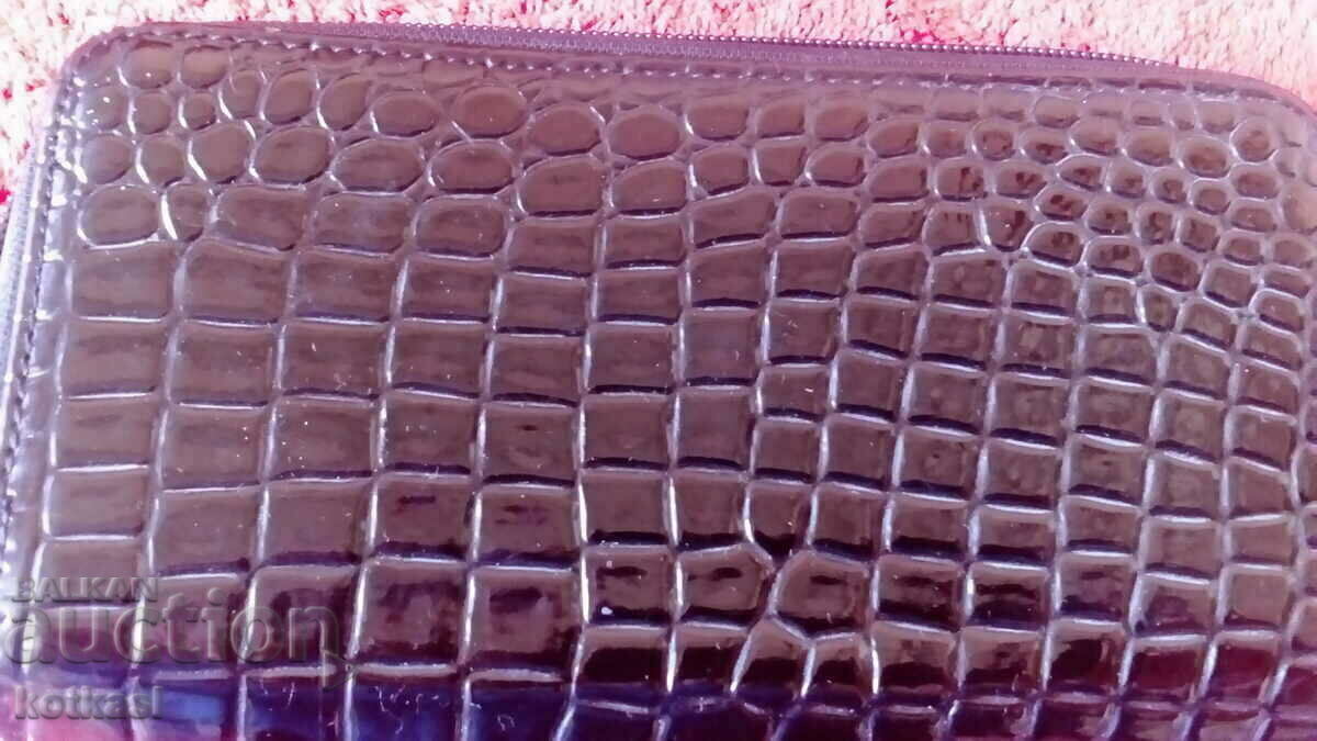 Old ladies leather purse - 5 Old ladies leather purse - 5