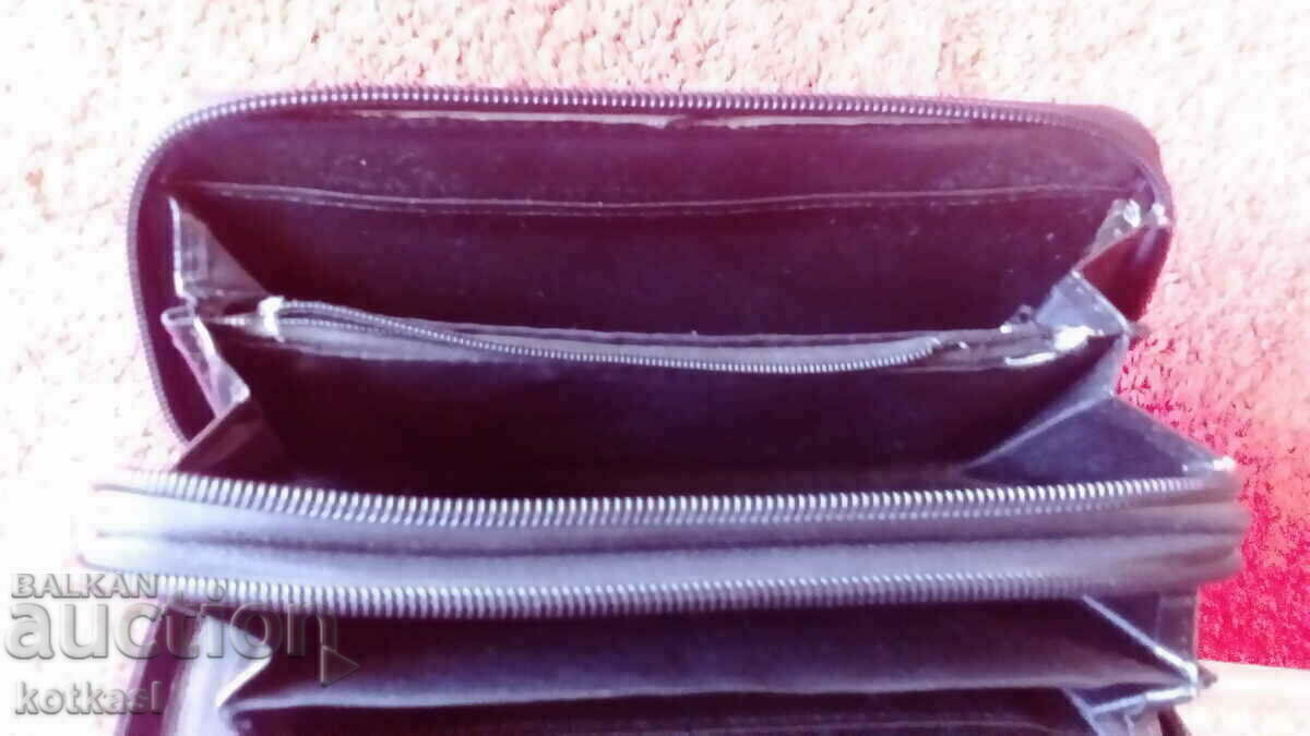 Old ladies leather purse - 7 Old ladies leather purse - 7