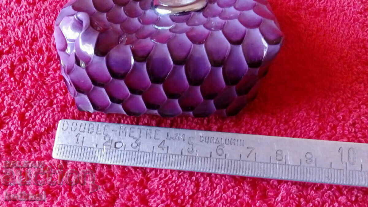 Poșetă bătrână cu ceas cu preț 8.50 BGN | € 4.35 Poșetă bătrână cu ceas cu preț 8.50 BGN | € 4.35