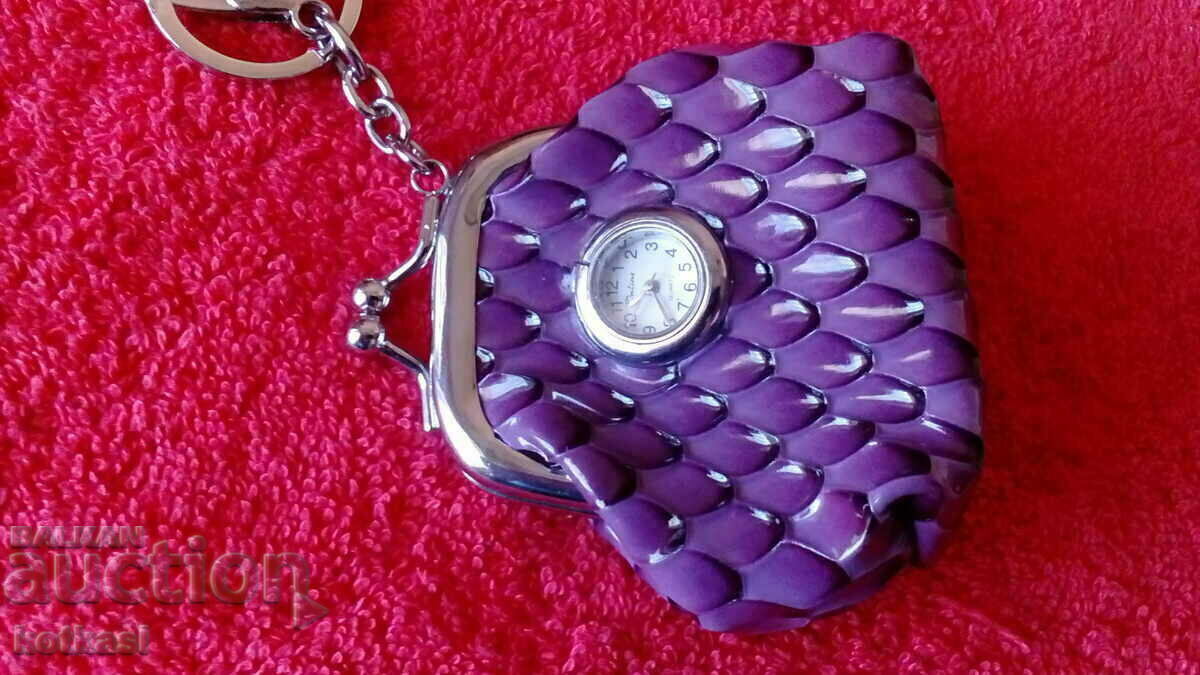 Poșetă bătrână cu ceas - 7 Poșetă bătrână cu ceas - 7