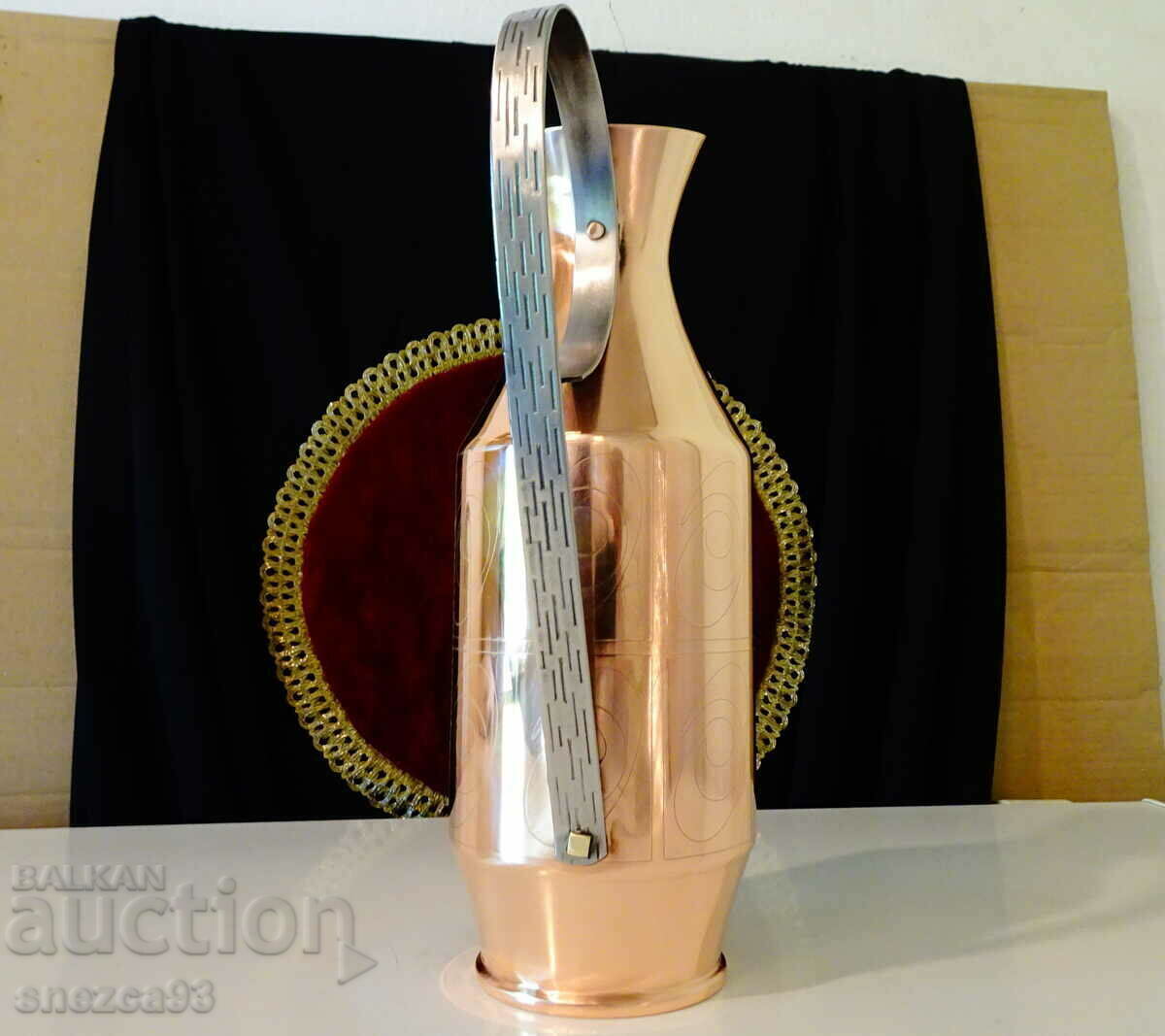 Delivery of Copper wine jug 2 liters, pure red copper, seamless Delivery of Copper wine jug 2 liters, pure red copper, seamless