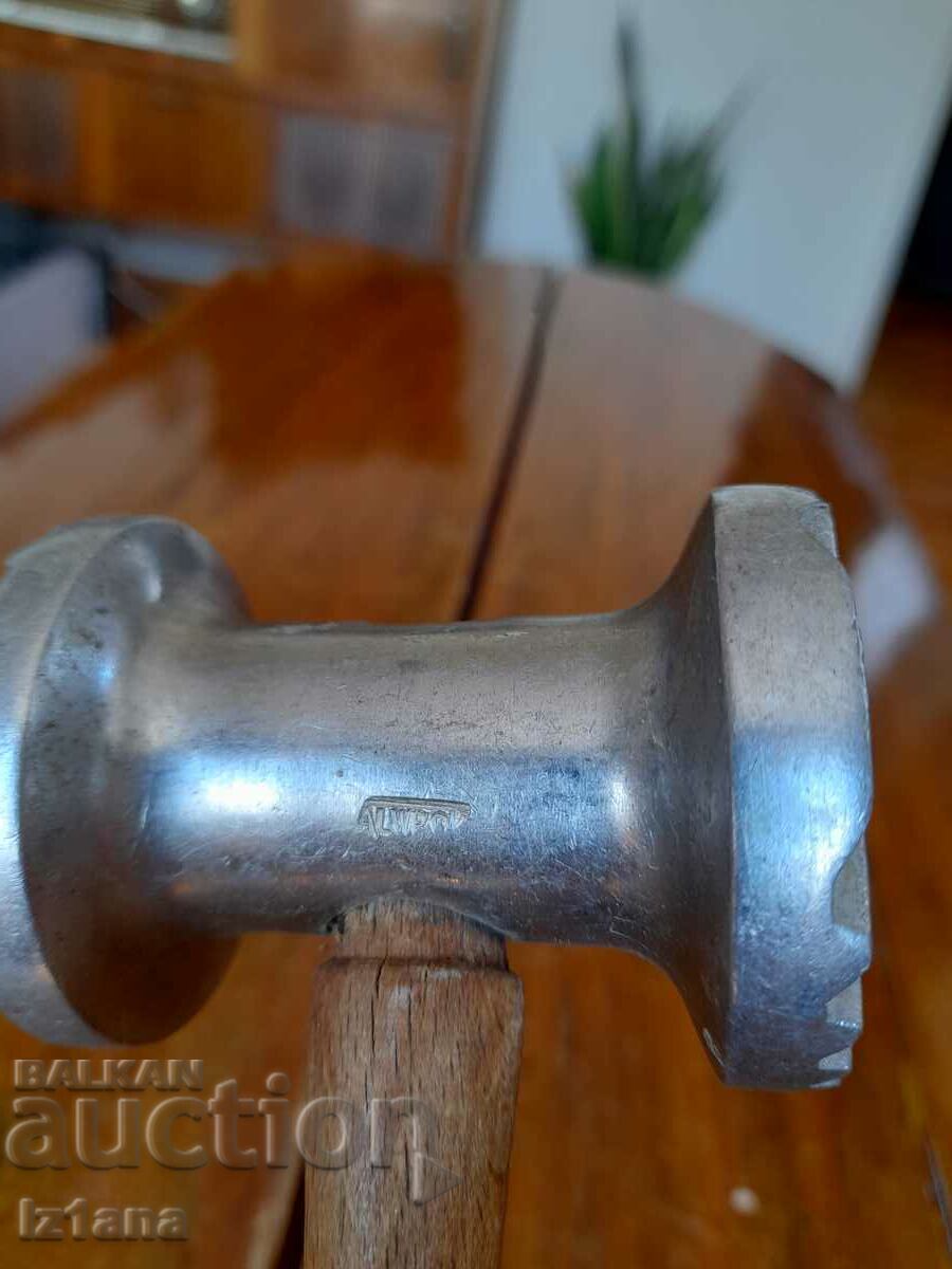 Ciocan de carne vechi, ciocan - 5