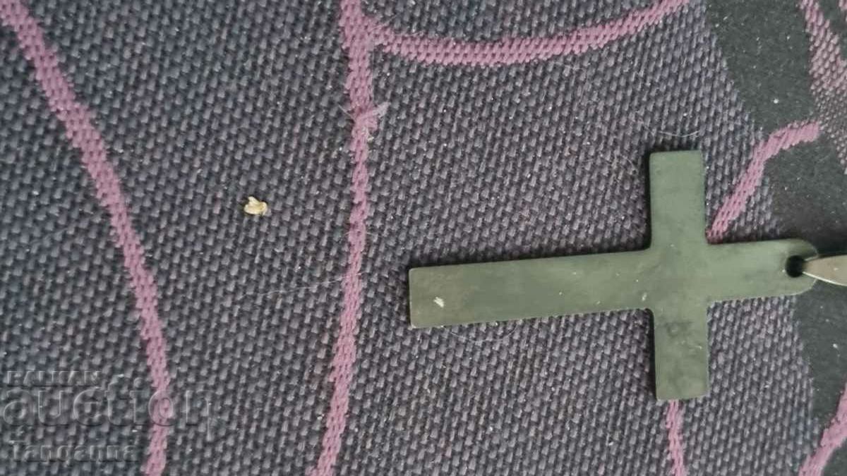 Аукцион Кръст колие Аукцион Кръст колие