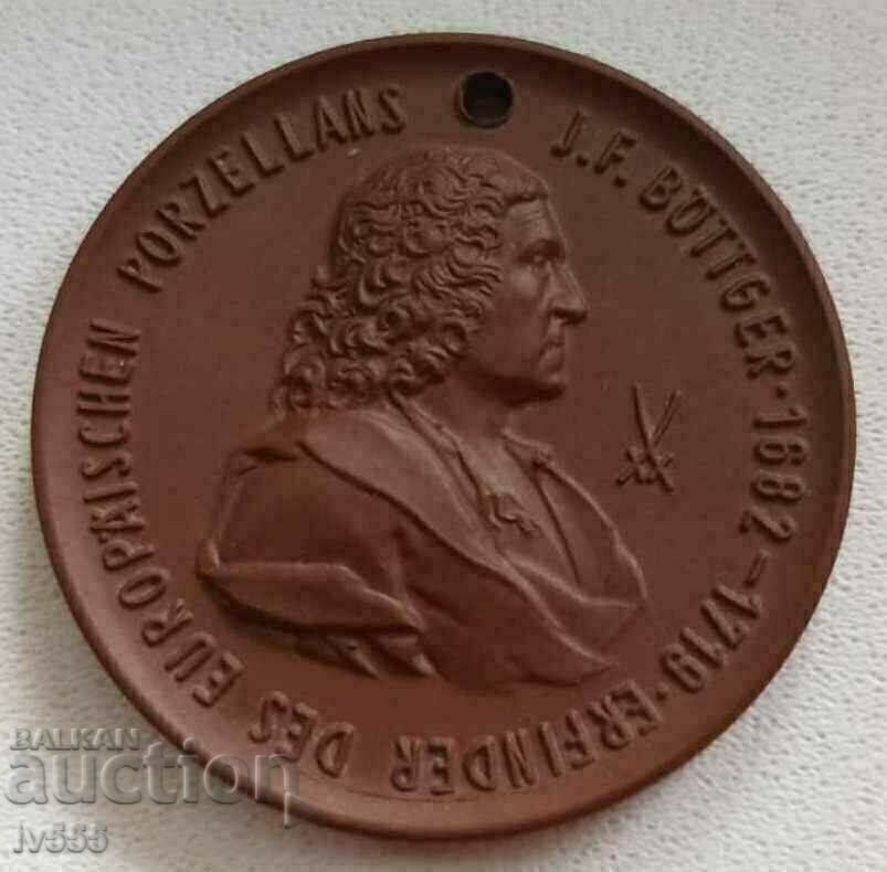 FOR SALE GERMAN/GDR LARGE PORCELAIN MEDAL - DRESDEN/MEISEN