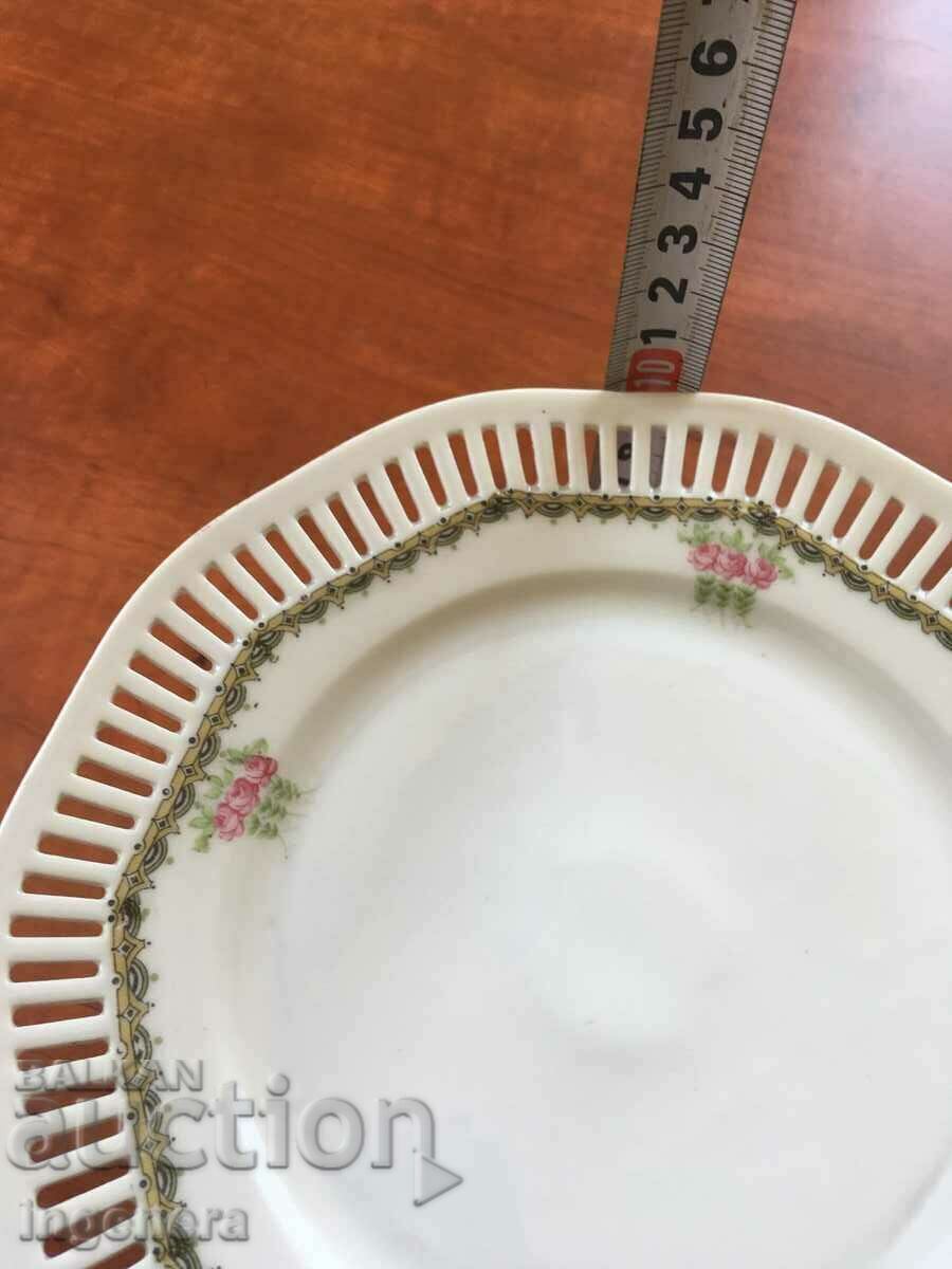 Auction  PORCELAIN FRUCTIERA AZURE QUITE OLD