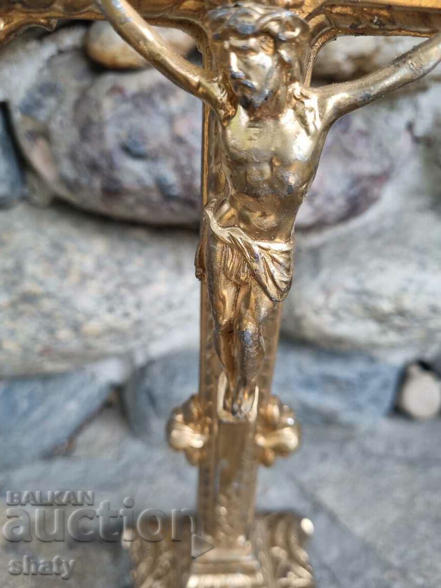 Licitație Cruce metalică de masă Licitație Cruce metalică de masă