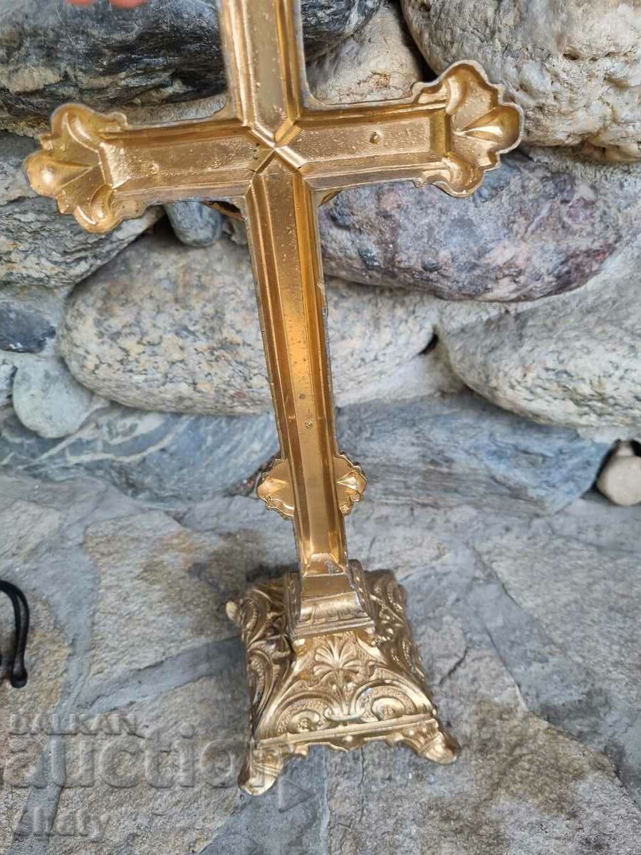 Cruce metalică de masă - 5 Cruce metalică de masă - 5