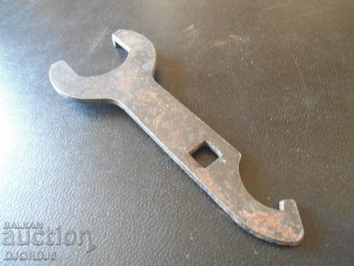 Auction An old switch Auction An old switch