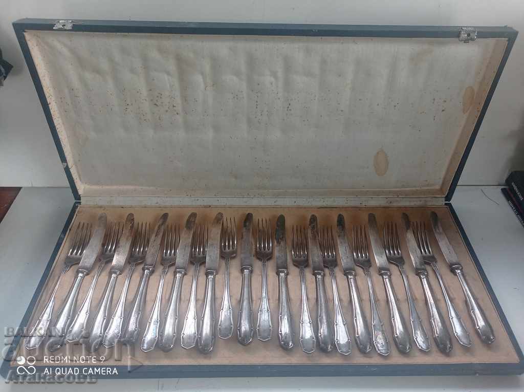 A. Krupp Berndorf комплект вилици и ножове Сребро 90 микрона