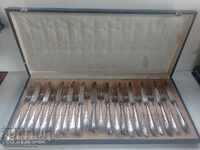 A. Krupp Berndorf set furculițe și cuțite Argint 90 microni