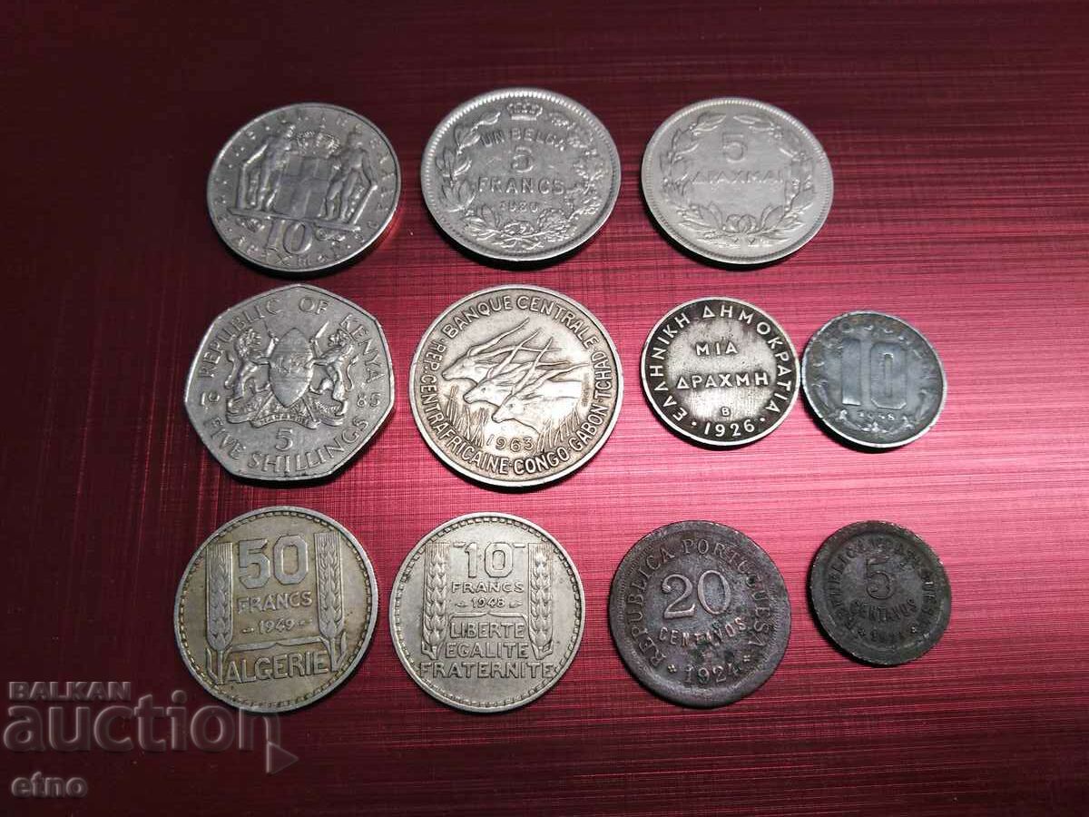 11 monede diferite, monedă