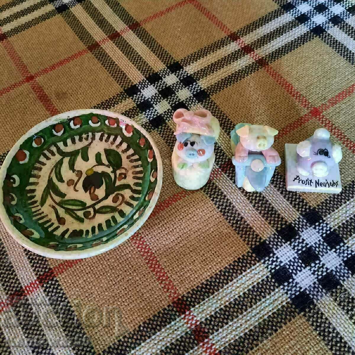 Porcelain figures - Christmas pigs. with price 3.00 BGN | € 1.53