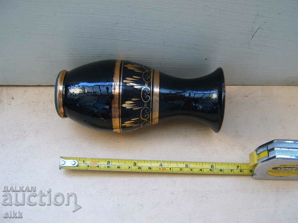 ceramic vase with price 5.00 BGN | € 2.56 ceramic vase with price 5.00 BGN | € 2.56