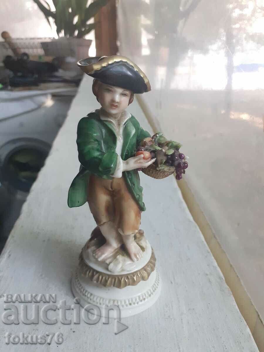 Figurine porcelain markings Capodimonte with price 95.00 BGN | € 48.57