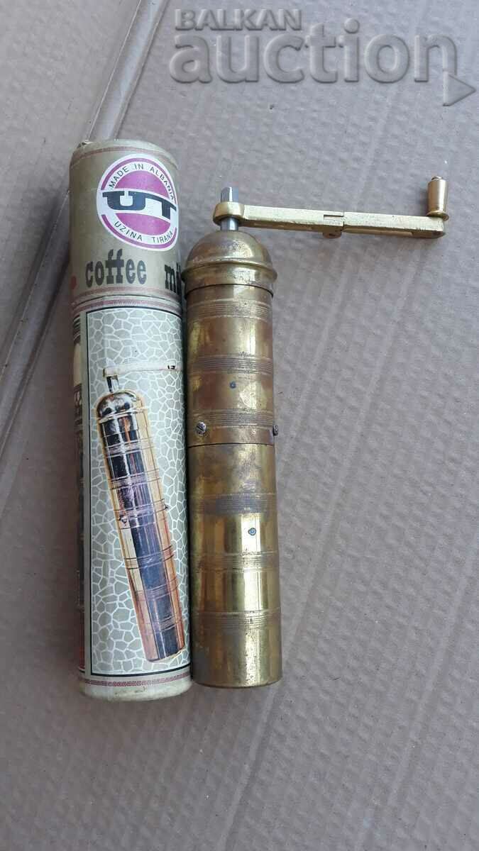 Αχρησιμοποίητος μύλος καφέ δεκαετίας 70 με κουτί - 7 Αχρησιμοποίητος μύλος καφέ δεκαετίας 70 με κουτί - 7