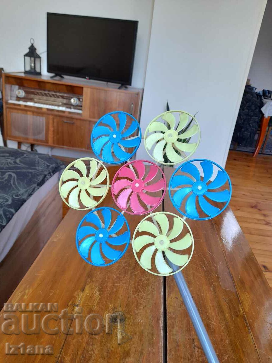 Old children's wind toy with price 20.00 BGN | € 10.23 Old children's wind toy with price 20.00 BGN | € 10.23