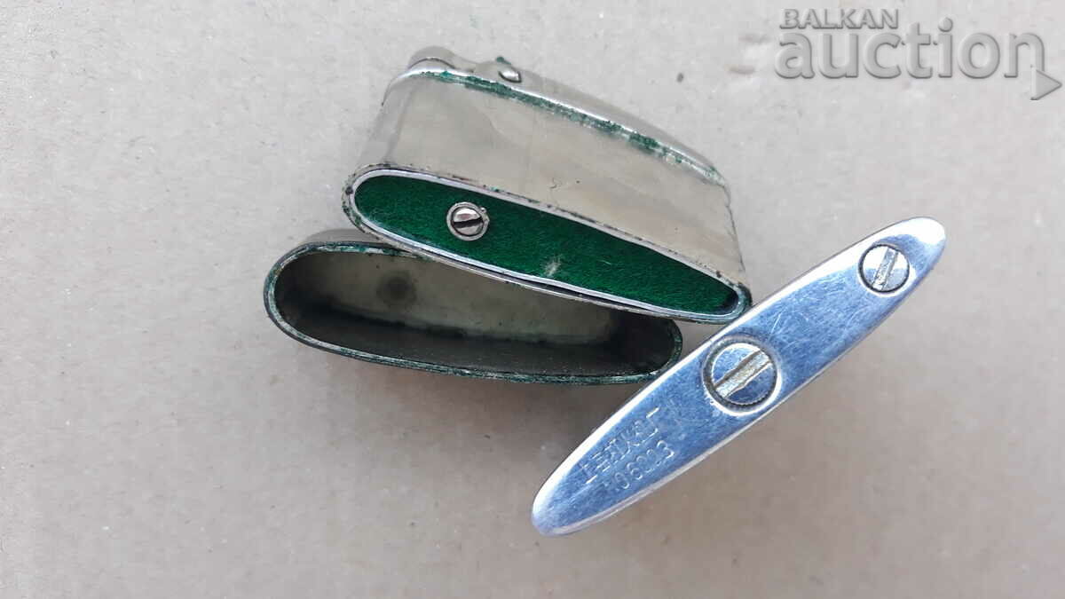 retro vintage lighter lighters two pieces - 5 retro vintage lighter lighters two pieces - 5