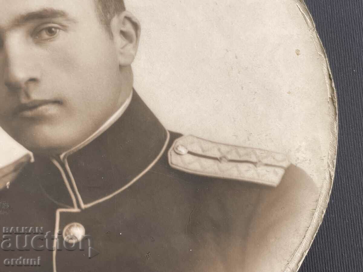 Auction  2553 Kingdom of Bulgaria officers cavalry and guardsman 1930s.