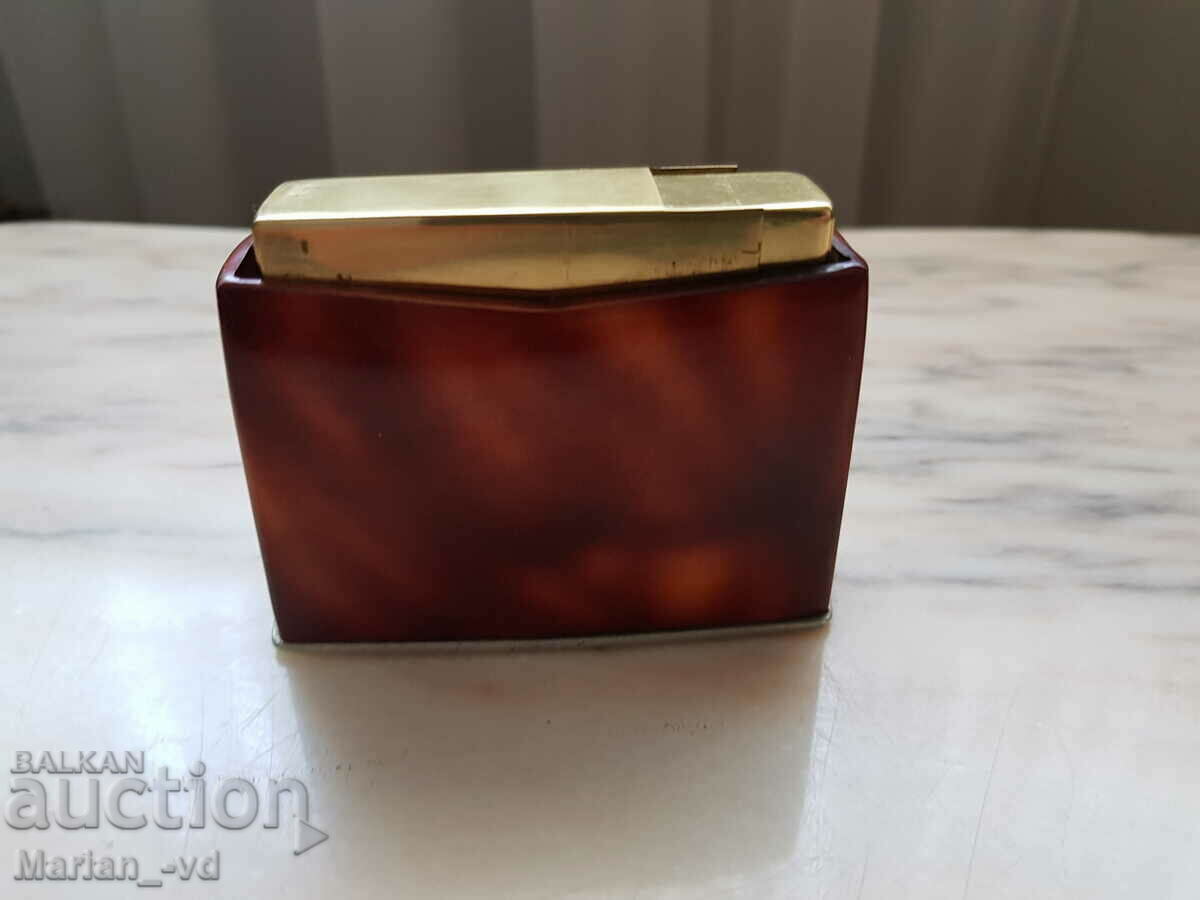 Delivery of Table gas lighter Delivery of Table gas lighter