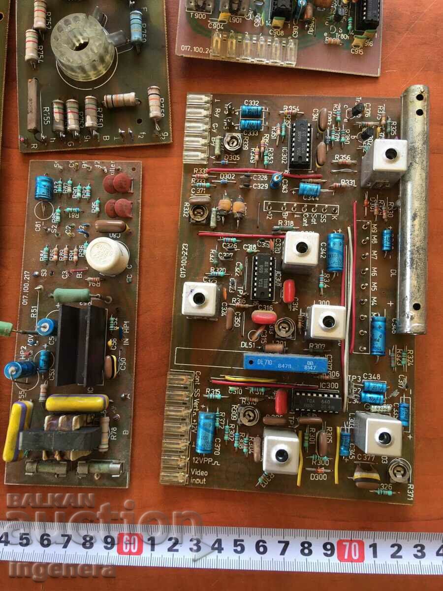 SCRAP BOARDS ELEMENTS FROM A WORKING SOFIA 81 TV - 5