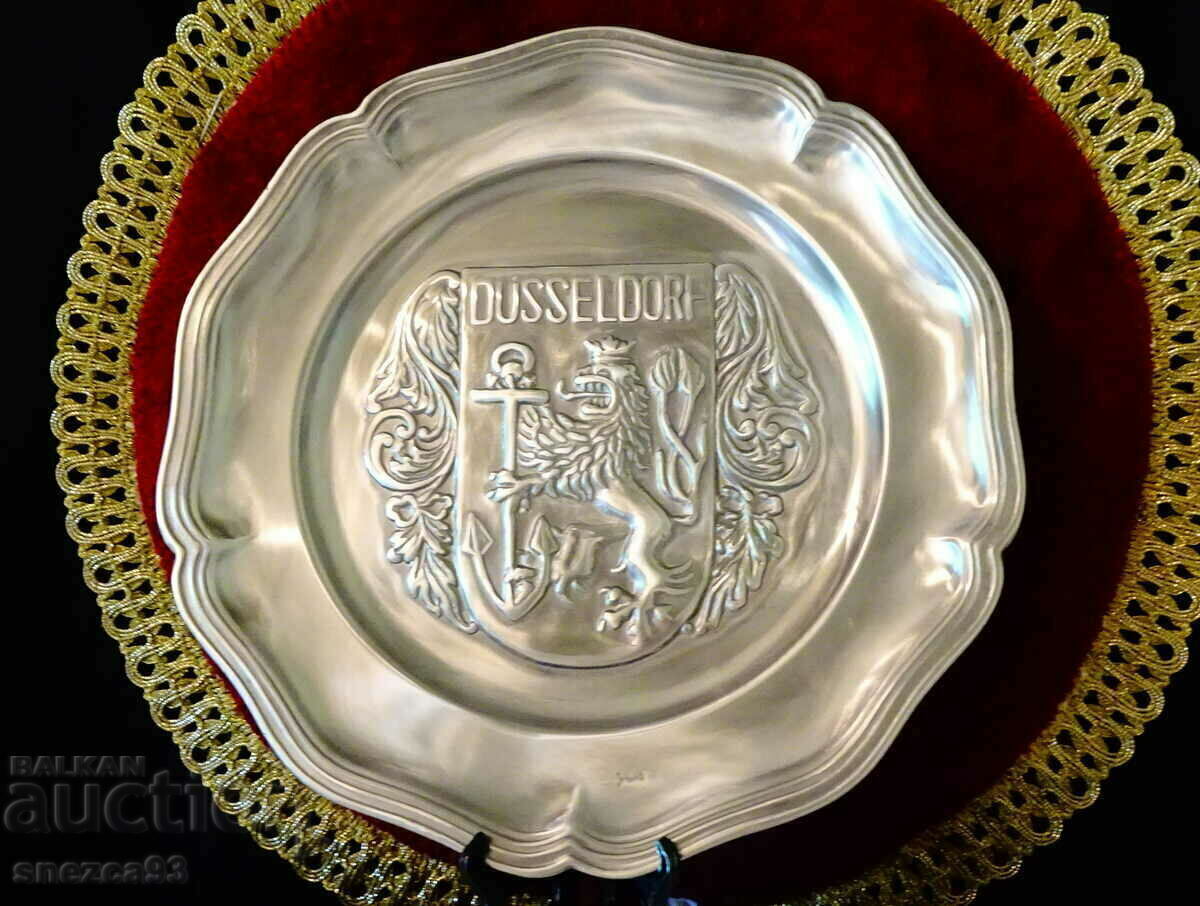 Wall plate, tin panel with Lion, anchor, coat of arms. with price 29.00 BGN | € 14.83 Wall plate, tin panel with Lion, anchor, coat of arms. with price 29.00 BGN | € 14.83