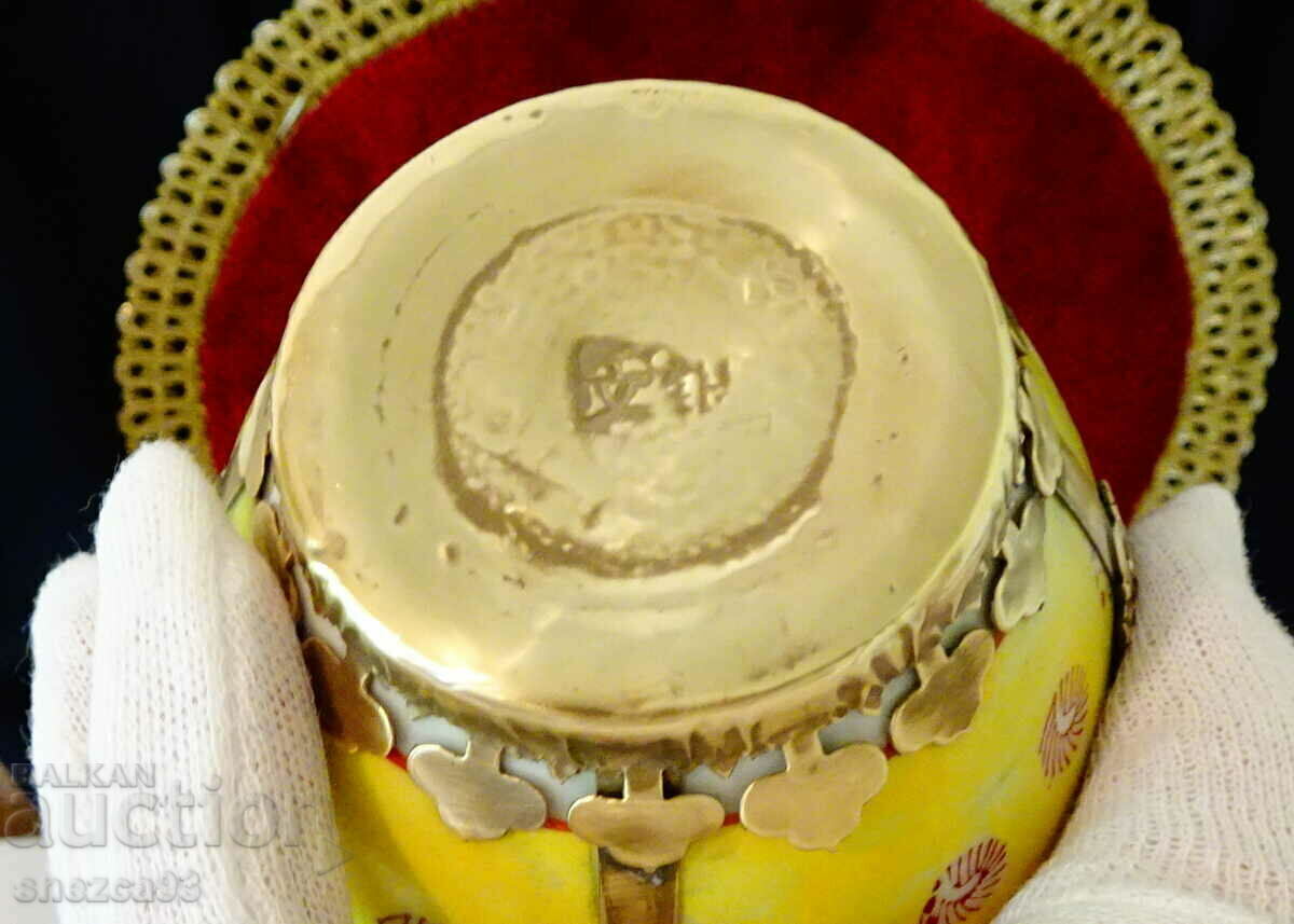 Tibetan porcelain teapot, kettle, fittings copper and brass - 7 Tibetan porcelain teapot, kettle, fittings copper and brass - 7