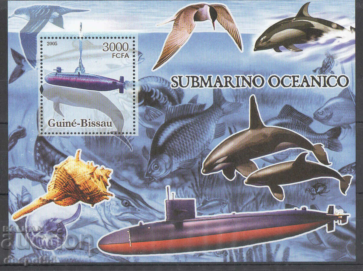 2005. Guinea - Bissau. Transport - Submarines. Block.