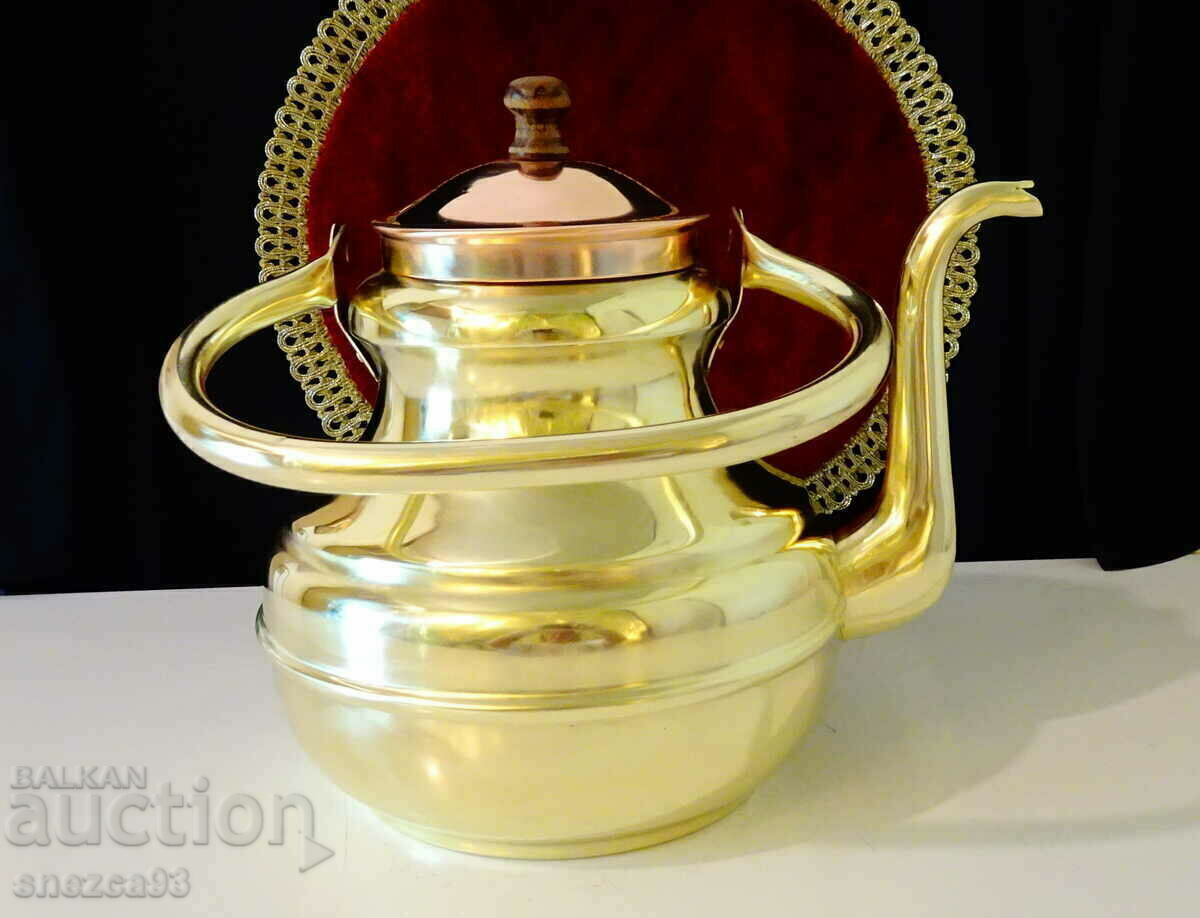 Bronze teapot 3 liters, gold plating Bronze teapot 3 liters, gold plating