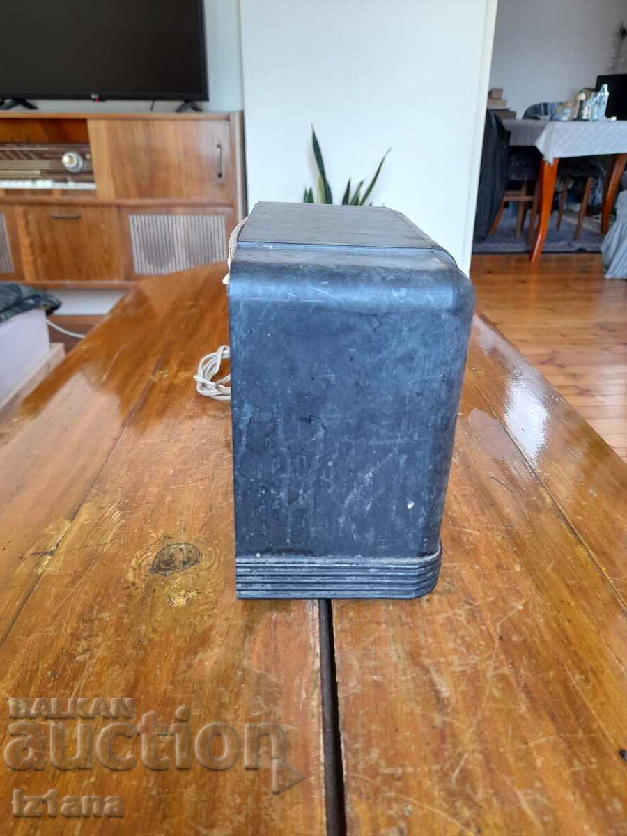 Auction  Old radio point OB