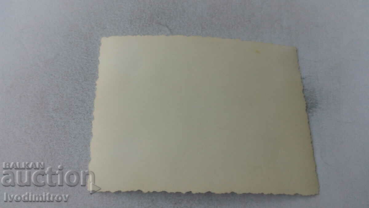 Photo Men and women playing cards on the beach with price 1.65 BGN | € 0.84 Photo Men and women playing cards on the beach with price 1.65 BGN | € 0.84