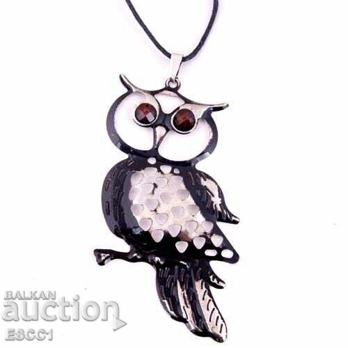 Vintage Brown Eyed Owl Pendant Necklace