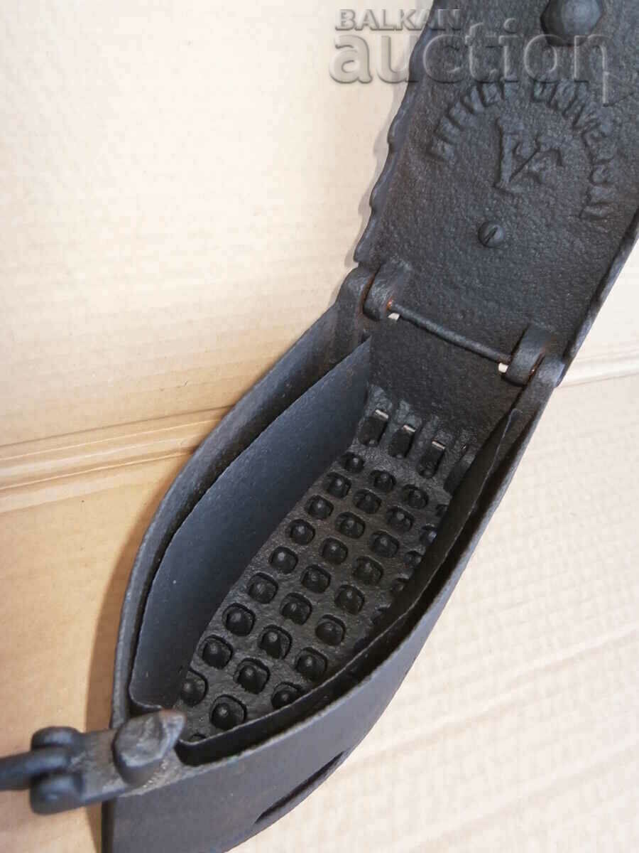 Delivery of antique hot iron 19th century VULKAN RRRR Delivery of antique hot iron 19th century VULKAN RRRR