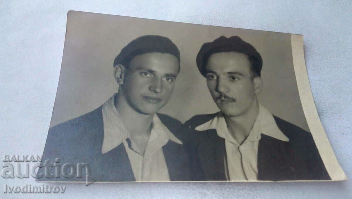 Photo Two young men