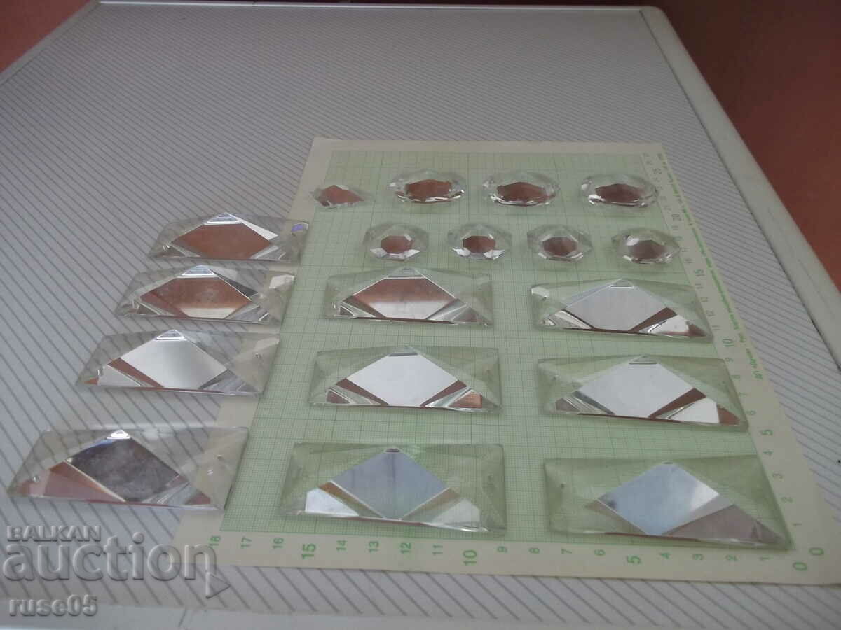 Лот от 18 бр. фасетирани стъкла с цена 40.00 лв. | € 20.45 Лот от 18 бр. фасетирани стъкла с цена 40.00 лв. | € 20.45