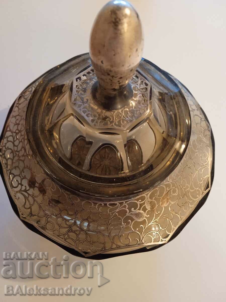 A large unique sugar bowl with silver fittings - 6 A large unique sugar bowl with silver fittings - 6