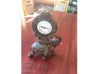 WORKING ELEPHANT CLOCK
