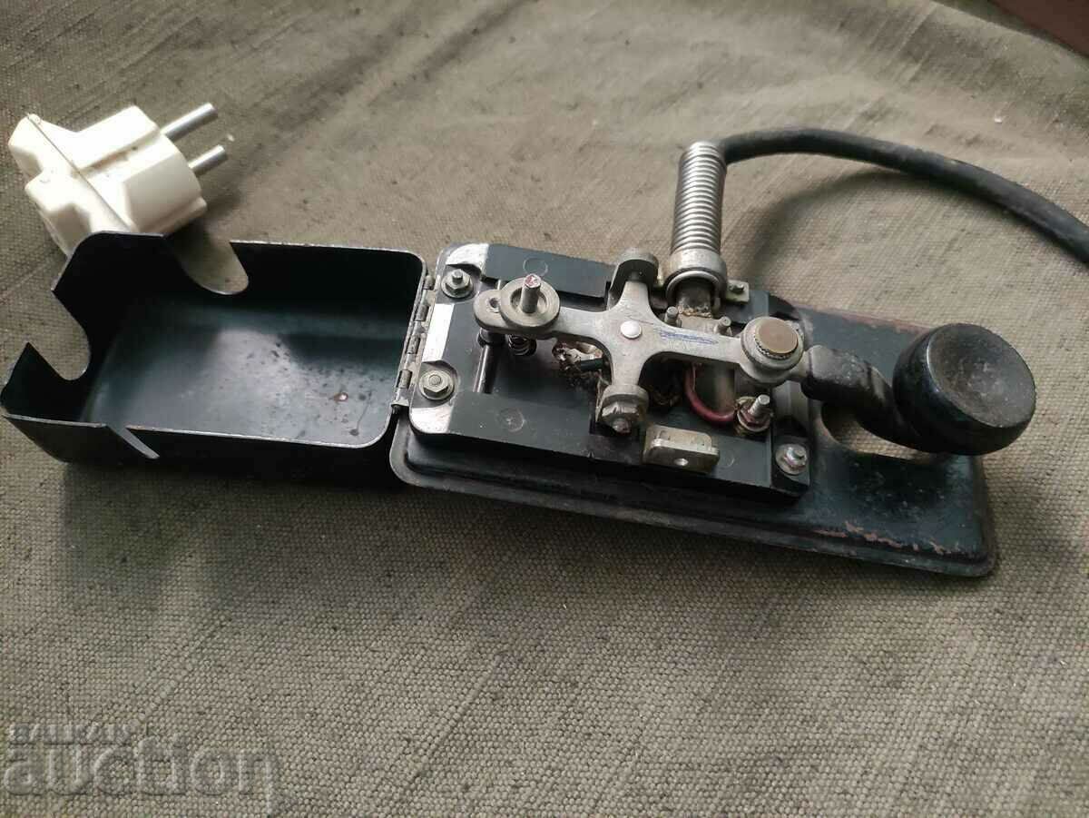 Delivery of Morse key apparatus Delivery of Morse key apparatus