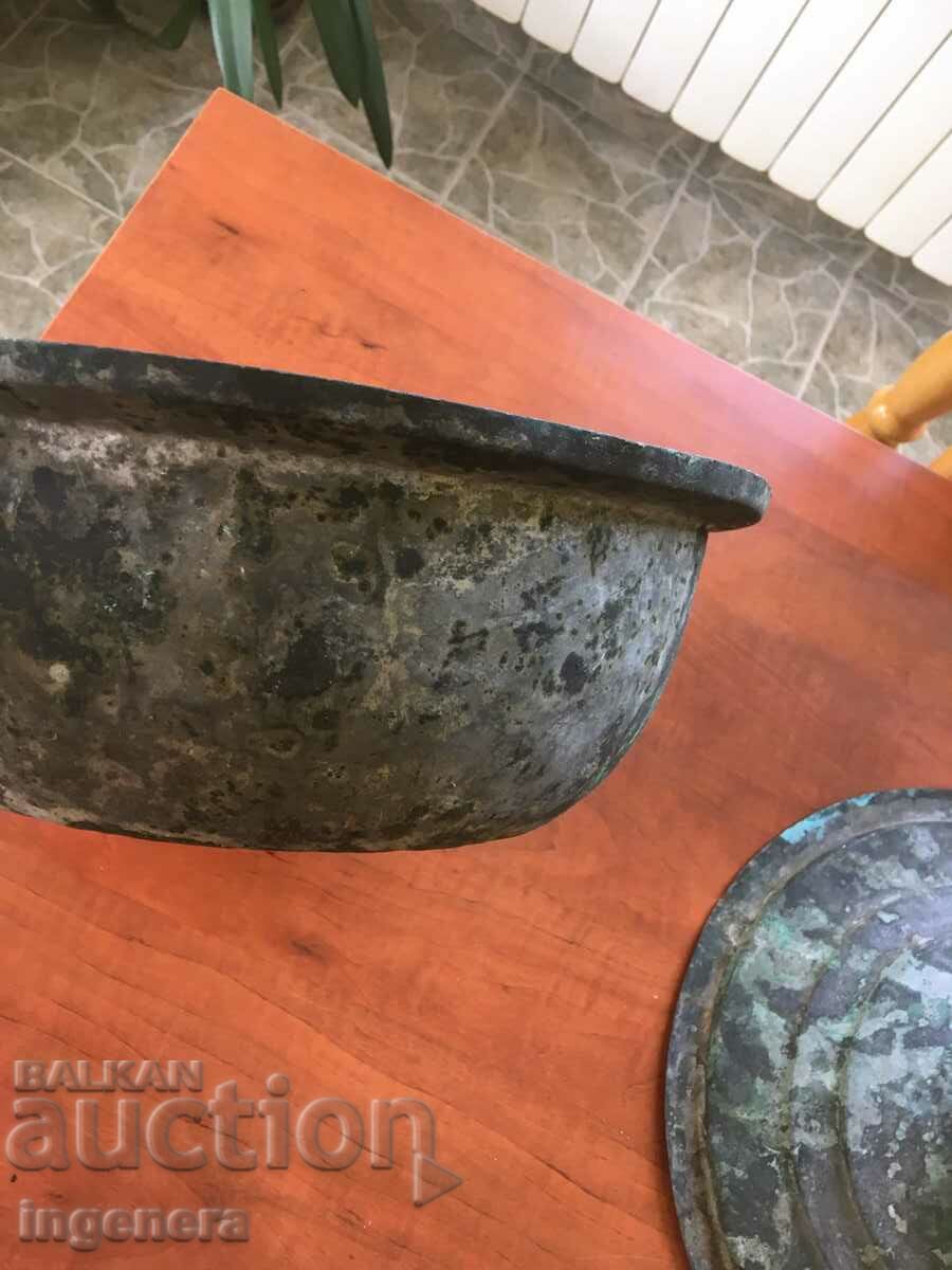 ANTIQUE DEEP AND HUGE COPPER POT POT - 7 ANTIQUE DEEP AND HUGE COPPER POT POT - 7