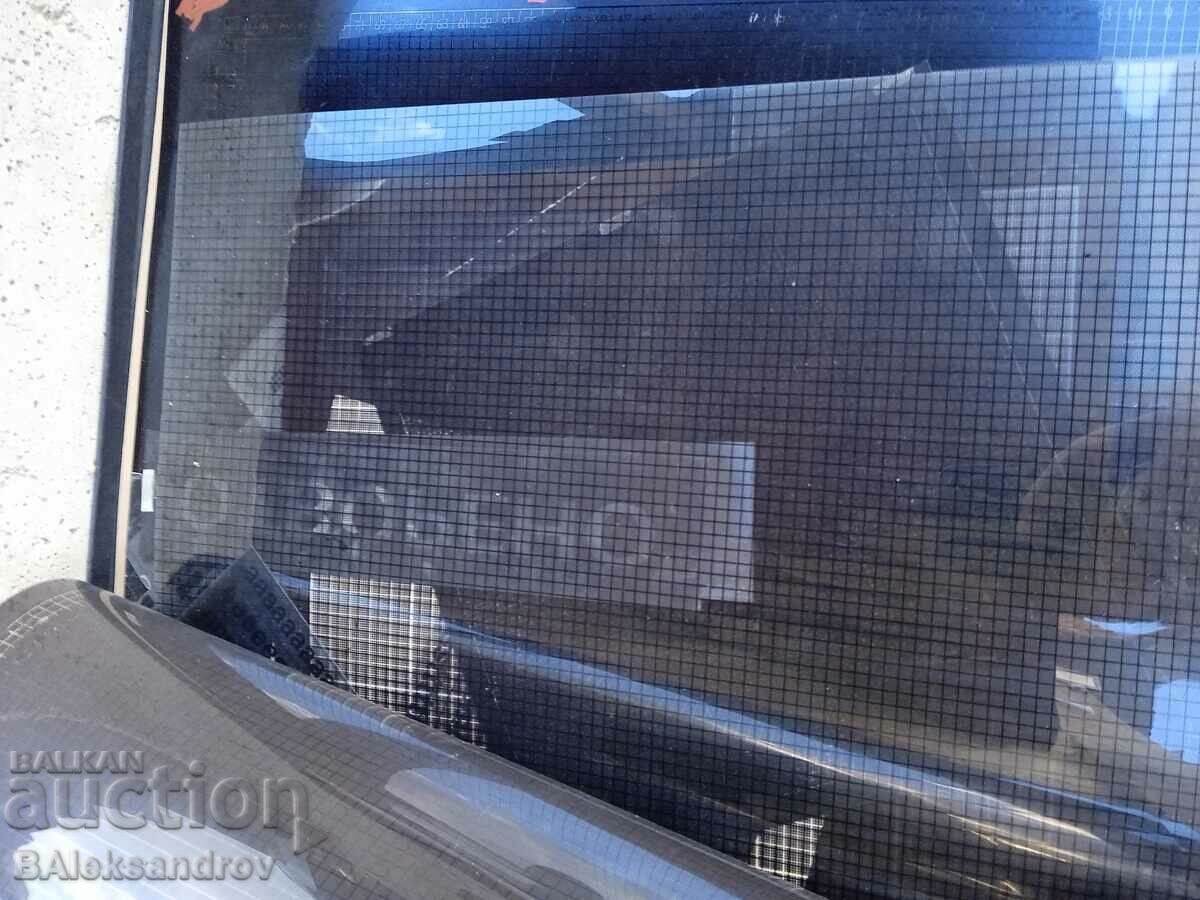 Delivery of Old graphics kit/ I guess/