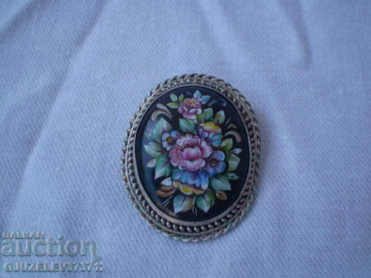 Vintage brooch from the time of the USSR. Rostov enamel with price 95.00 BGN | € 48.57 Vintage brooch from the time of the USSR. Rostov enamel with price 95.00 BGN | € 48.57