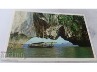 Hang Luon postcard