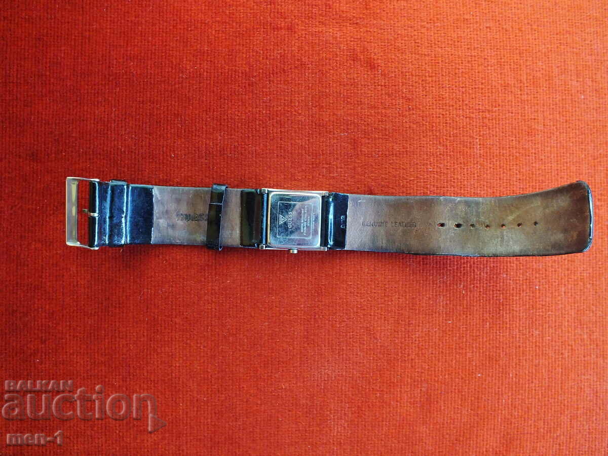 Auction Women's watch - GUESS Auction Women's watch - GUESS